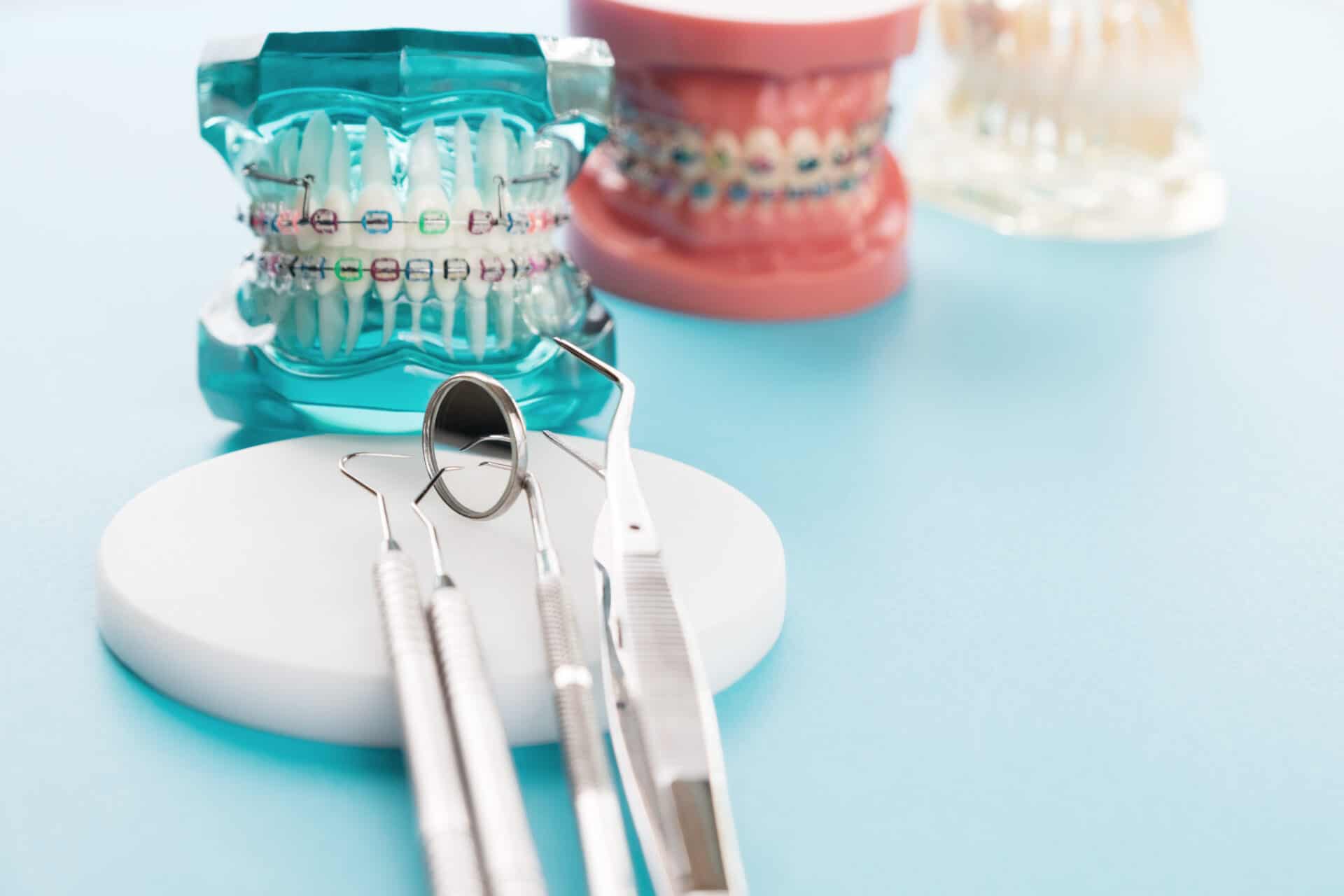 orthodontic model and dentist tool - demonstration teeth model of varities of orthodontic bracket or brace